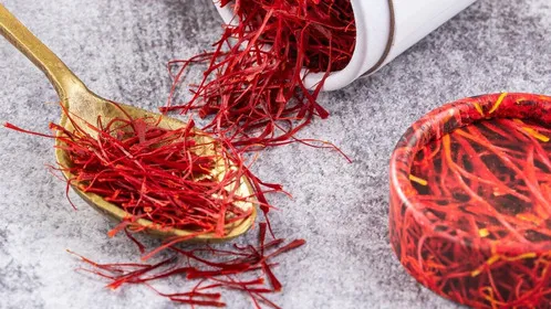 Uses and Benefits of Saffron Spice - Thumbnail